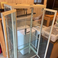 人気のDULTON製❗️ガラスキャビネット❗️【グッディーズ】の画像