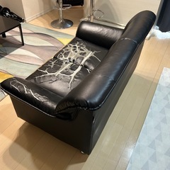 【無料】2人掛けソファ（ブラック）の画像