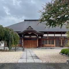９月•１０月のお寺ヨガ開催日のお知らせです