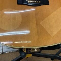 ///　値下げしました！///　ID:087438　アコースティックギター　ヤマハ　※弦１本なし、シール痕ありの画像