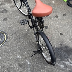 折りたたみ自転車 6段変速 カゴ・ライト・鍵・の画像