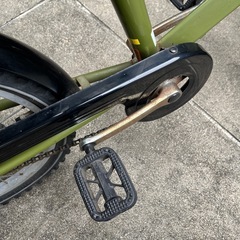 自転車　20インチ　カーキ色の画像