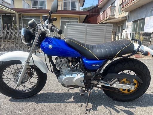 SUZUKIバンバン200