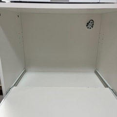 食器棚の画像