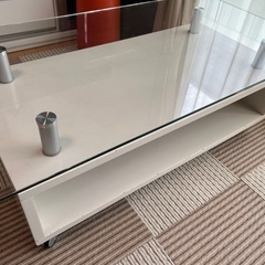 ニトリ センターガラステーブルの画像