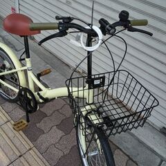 20吋 折り畳み自転車 外装6段/クリームイエローの画像
