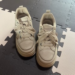 レディーススニーカーの画像