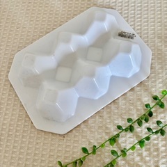 エッグケース　たまご6個入ケース　プラスチック　アクセサリー入れにも　コーヒー柄の画像