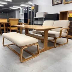 ［引取りで¥45000］無印良品　ダイニングテーブルとベンチソファ２脚セット 引取りで¥45000］無印良品ダイニングテーブルとベンチソファ2脚