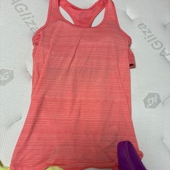 NIKE adidas asicsトレーニングタンクトップの画像