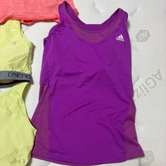 NIKE adidas asicsトレーニングタンクトップの画像