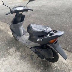 ホンダ ライブディオ AF35 ZX風 50cc 原付 スクーター 2スト
の画像