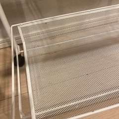 
IKEAの洗濯干しとキッチンワゴン。の画像