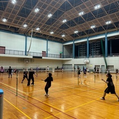 バドミントンやろうよ🏸🏸