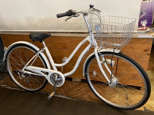 【訳あり！チェーン新品！ LEDオートライト】6段変速　26インチ自転車　ホワイト