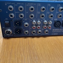 YAMAHA MG12/4FX アナログミキサーの画像