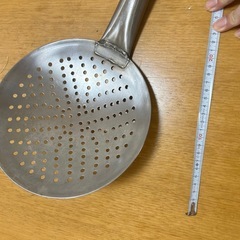 ステンレス製 穴あきお玉 湯切り 揚げ物 網じゃくしの画像