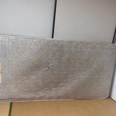 「無料」シングルベッドマットレス の画像