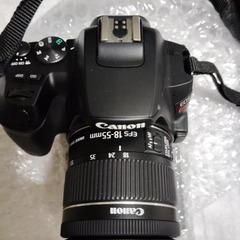 EOS KISS X10 EF-S-18-55IS STMの画像