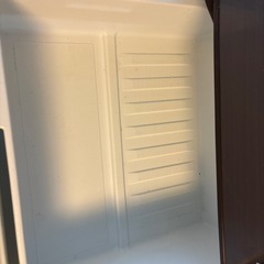 冷蔵庫です写真追加しました汚れあるのですがふいてわたしますの画像