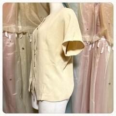 ꒰MON CHEZ꒱昭和レトロ風 半袖 ボタン ブラウス ジャケット風トップスの画像