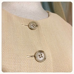 ꒰MON CHEZ꒱昭和レトロ風 半袖 ボタン ブラウス ジャケット風トップスの画像