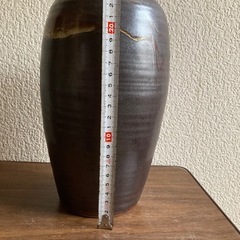 花瓶　
黒薩摩焼　長太郎焼の画像
