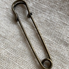 無印良品（MUJI）のストールクリップを差上げますの画像