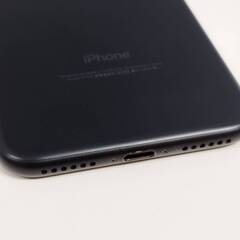 【SIMフリー】iPhone 7/A1779/32GB〈MNCE2J/A〉の画像