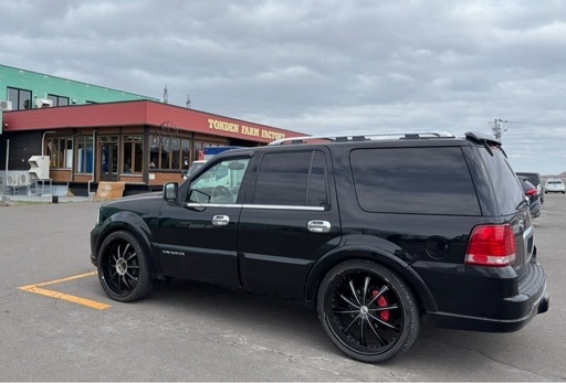 ??アメ車??リンカーン ナビゲーター　