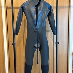 dhb Blokウェットスーツトライアスロンサーフィン競泳ダイビングの画像