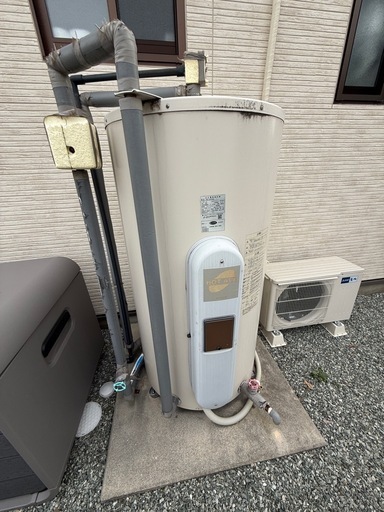 電気温水器　日立　HOT ACE BE-S30E