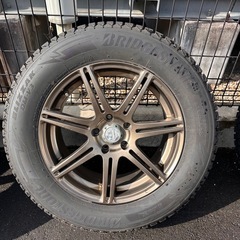 BRIDGESTONE DM-V3 225/65R17 スタッドレスタイヤホイール付きセットの画像