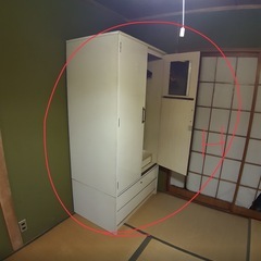 B食器棚　A冷蔵庫　Cキャビネット　Dガラステーブル　Eキャビネットショーケース　Fこたつ　G木製ローテーブル　H洋服箪笥　I布団類の画像
