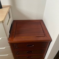 3段収納　高級木製家具の画像