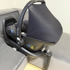 マキシコシ（Maxi-Cosi）チャイルドシートセットの画像