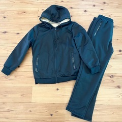 新品未使用　L 秋冬　セットアップ スウェット　トレーニング スポーツウェア ジャージ 男女兼用  上下セットの画像