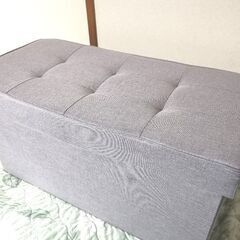コーナンオリジナル収納できるスツール　2つの画像
