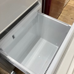 【トレファク高槻店】安心の6ヶ月間保証！取りに来られる方限定！AQUA（アクア）の2ドア冷蔵庫のご紹介です！の画像