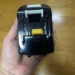 マキタ充電器　DC18WC  バッテリー3.0A 18Vの画像