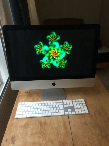 iMac  21.5インチ2017 Retinaディスプレイ
