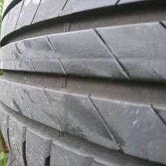 225/45/48タイヤホイールセットの画像
