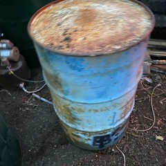 ドラム缶中古品1個2500円の画像