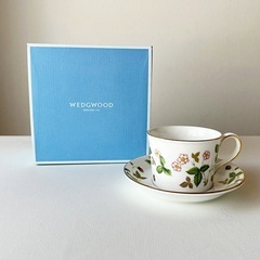 WEDGWOOD Wild Strawberry 野苺 ティーカップ&ソーサーの画像