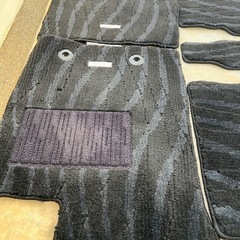 フロアマットの画像
