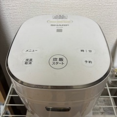 炊飯器の画像