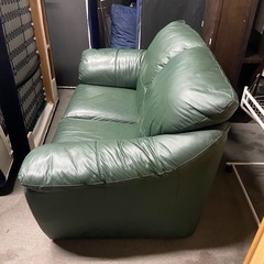 leather world 2人掛けソファ　オールドグリーンの画像