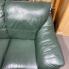 leather world 2人掛けソファ　オールドグリーンの画像