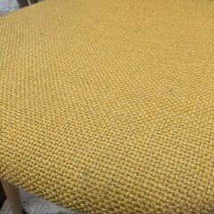 【軽やかでコンパクトなチェア】 ダイニングチェア IDEE コショネチェア COCHONNET CHAIR MUSTARD Natural Legs オーク材 イス 椅子：マスタードの画像