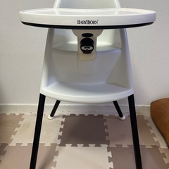 BABYBJÖRN ベビーチェア ホワイトの画像